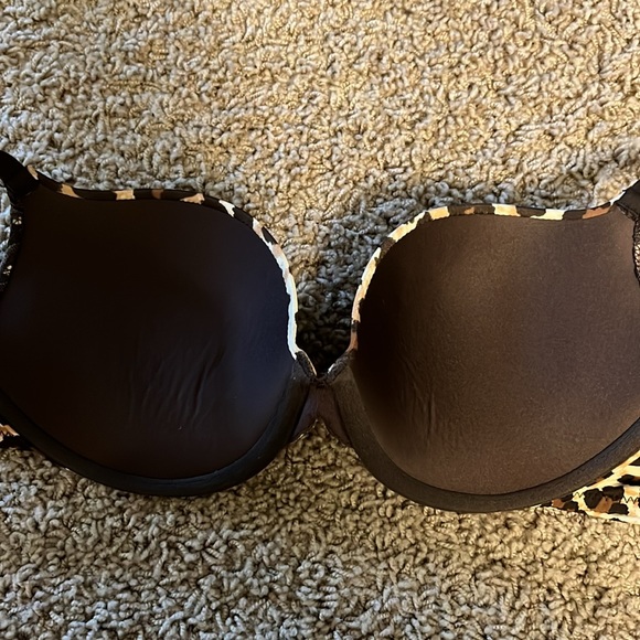 Essential Body Wear 32C Cheetah Print Padded Underwired Bra - Picture 4 of 4